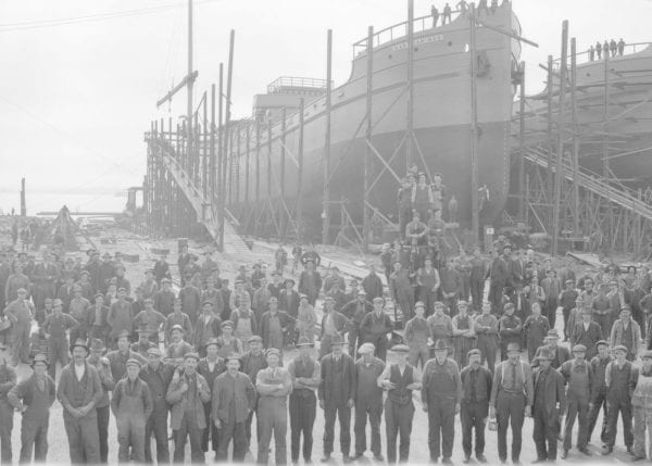 造船厂的造船厂工人